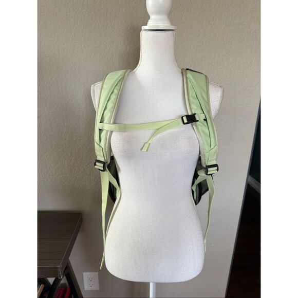 Burton Treble Yell 21L Backpack Gleam Green - Picture 4 of 9